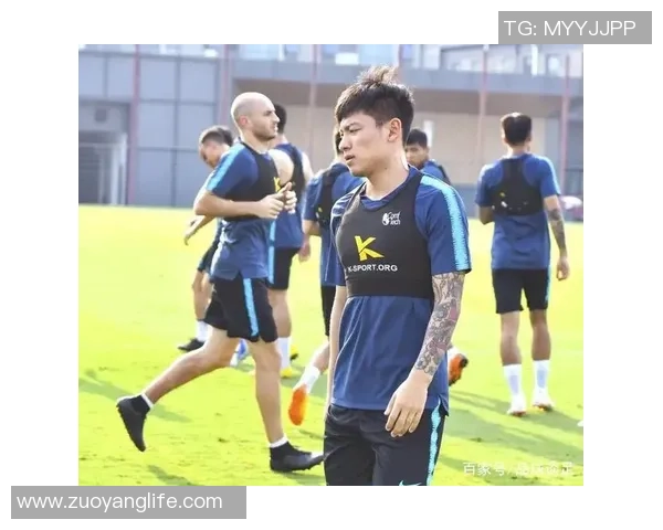 有花臂的足球球星是谁 他背后的故事与独特魅力揭秘