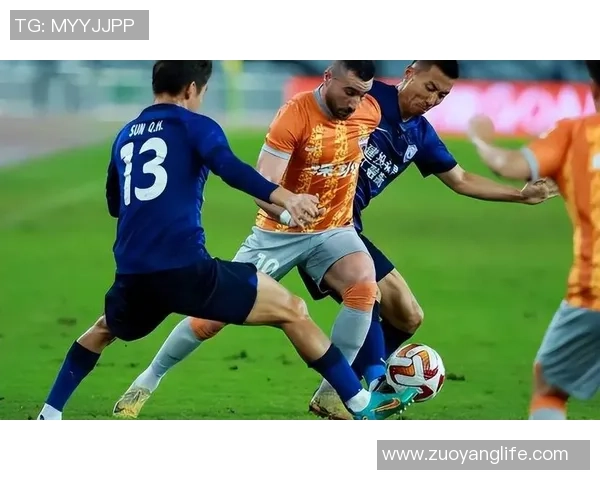 足球球星亲自为球鞋洗刷引发球迷热议背后故事令人意外